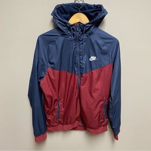 Nike Large Hooded Zip Up Windbreaker